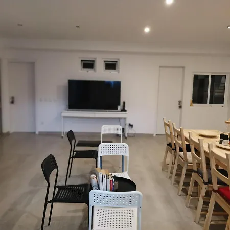 Caparic Poshtel An Luxury And Posh Style * Costa de Caparica